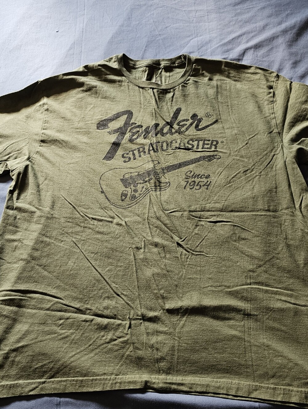 Fender Stratocaster Olive Graphic Short Sleeve Tee Size XXL